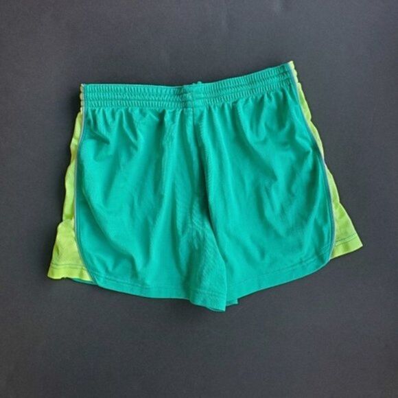 💍Nike green and yellow shorts - Picture 5 of 7